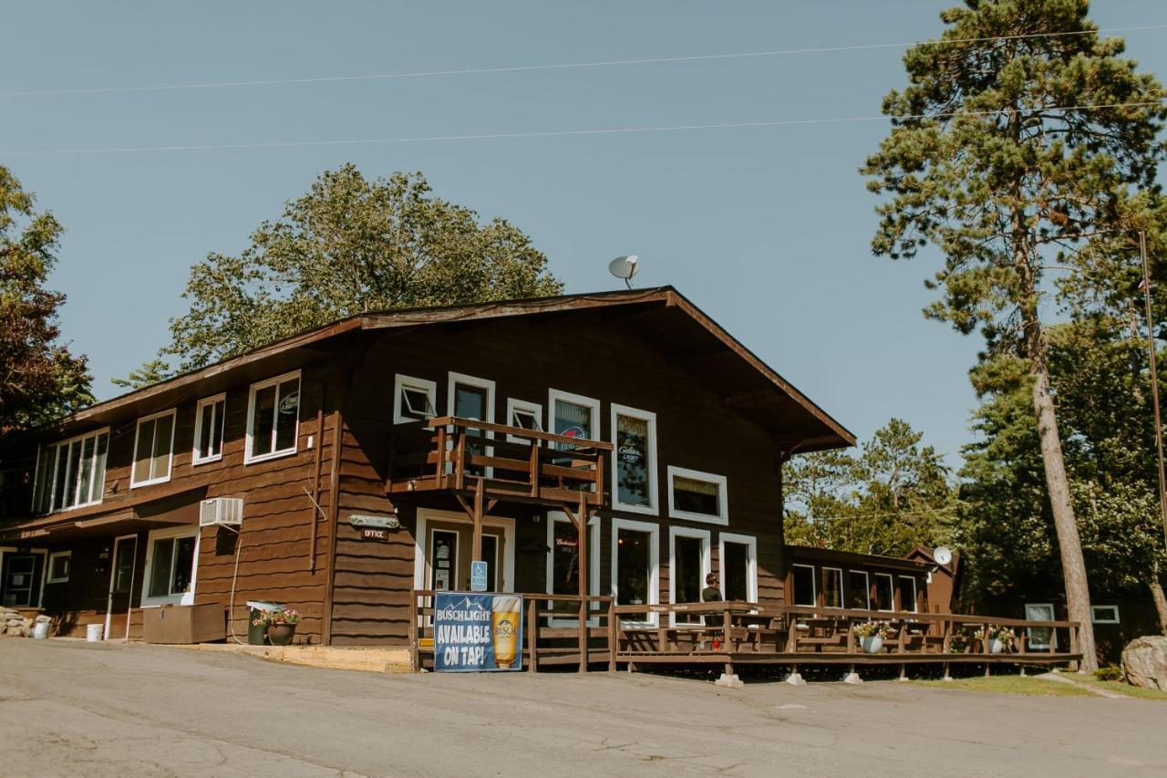 Silver Rapids Lodge & Campground Ely Екстер'єр фото