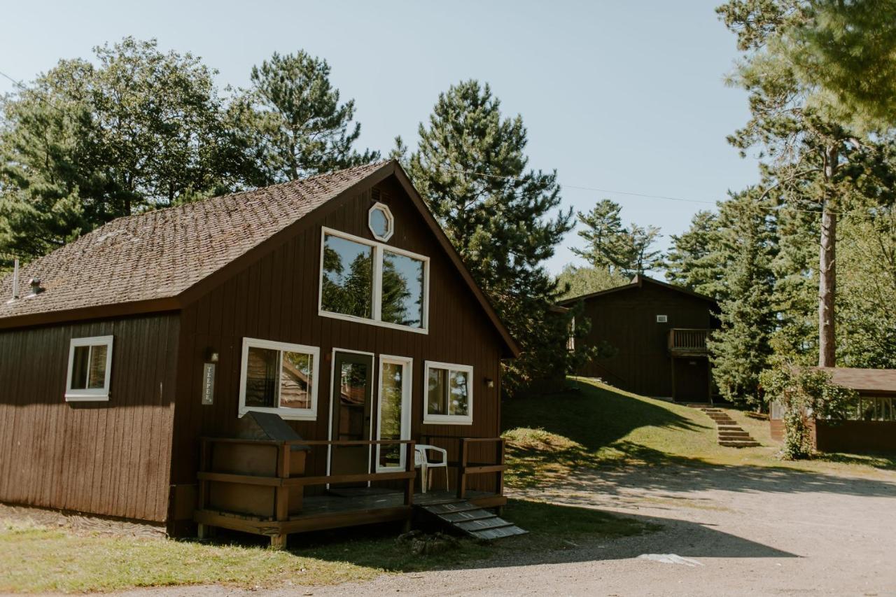 Silver Rapids Lodge & Campground Ely Екстер'єр фото